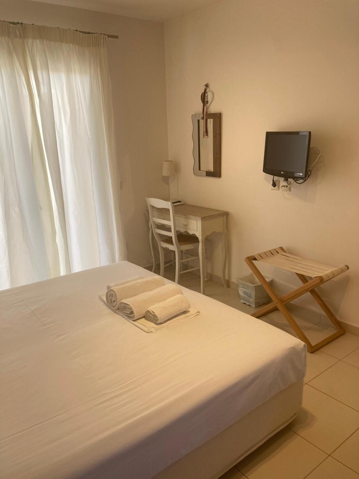 Casa Di Terra Apartman Gíthio Kültér fotó